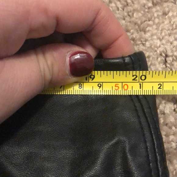 Faux leather mini - Picture 3 of 4